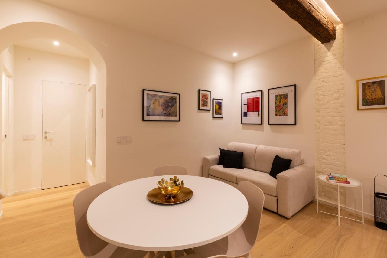 Apartamento Domus Ticinese Milán Exterior foto