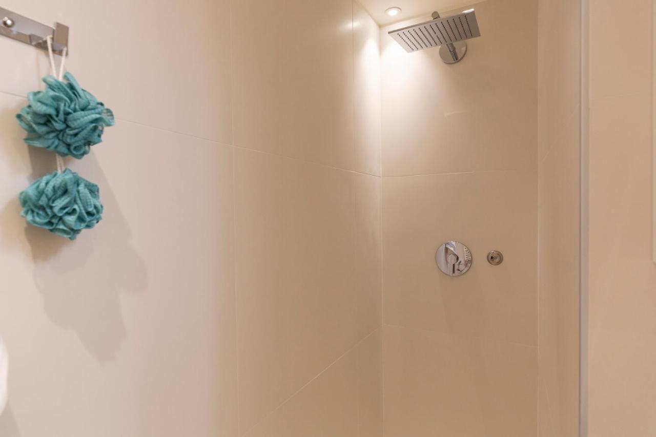 Apartamento Domus Ticinese Milán Exterior foto
