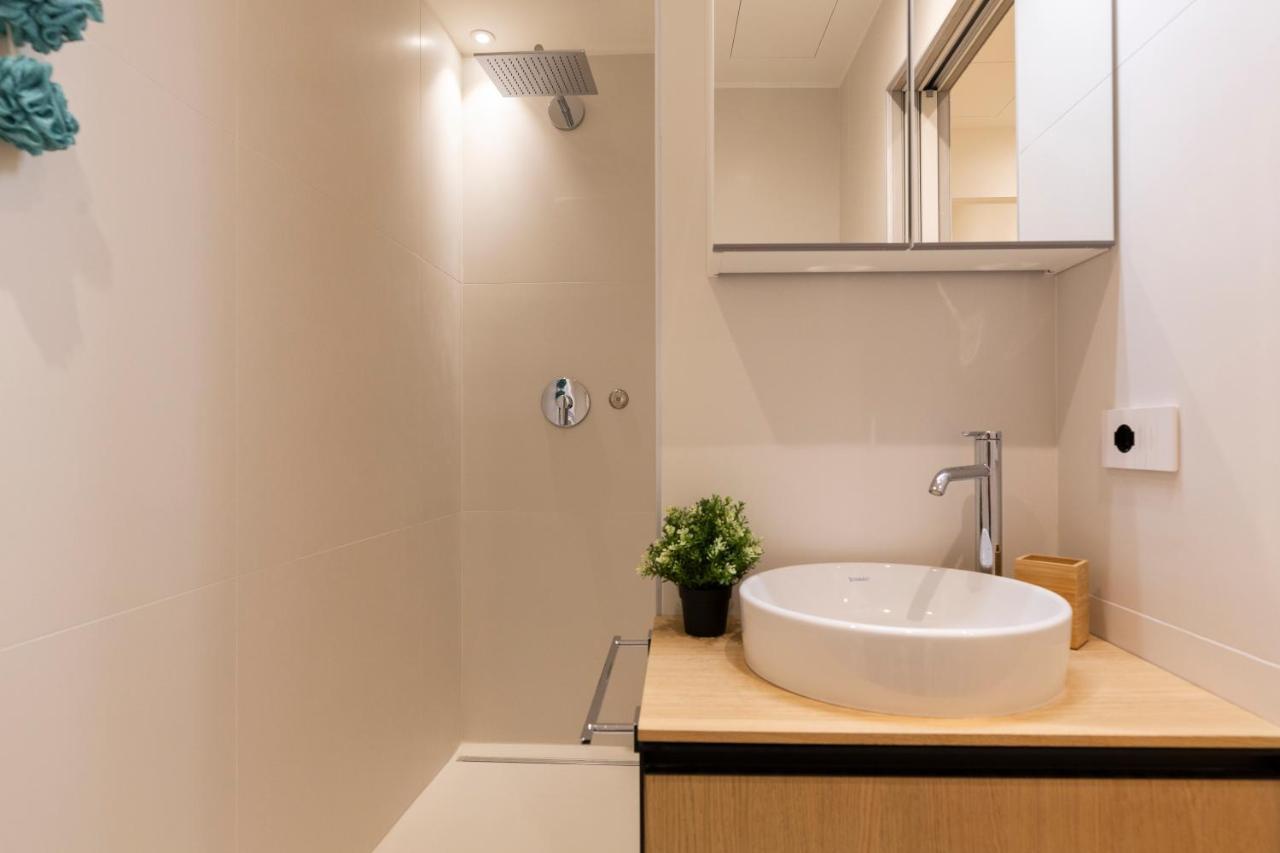 Apartamento Domus Ticinese Milán Exterior foto
