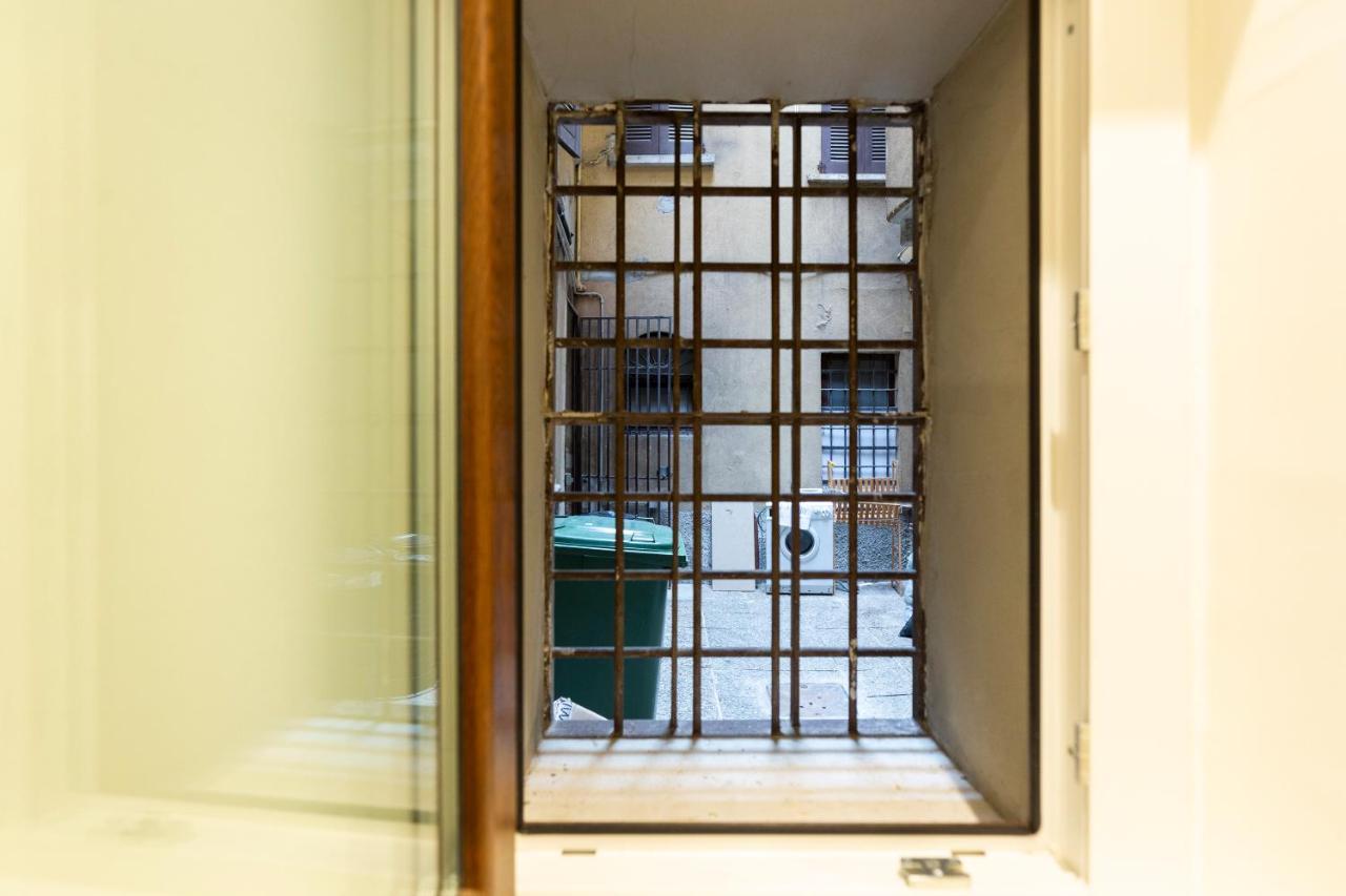Apartamento Domus Ticinese Milán Exterior foto